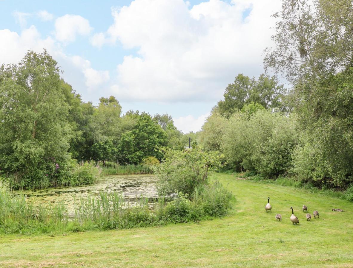 Brimstone Villa NWI Eksteriør bilde
